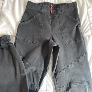 SPANX stretch twill cargo jogger without tags and never worn.